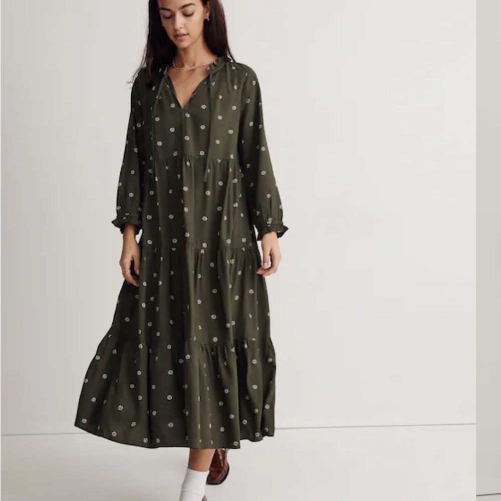 Madewell Dark Green Floral Long Sleeve Dress Tiered tie midi dress stardot